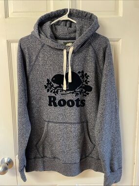 Roots unisex salt and pepper blue logo hoodie men’s M and women’s L